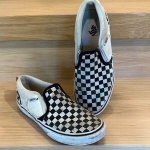 Vans Black and White Checkerboard Slip-Ons size 5Y Big kids